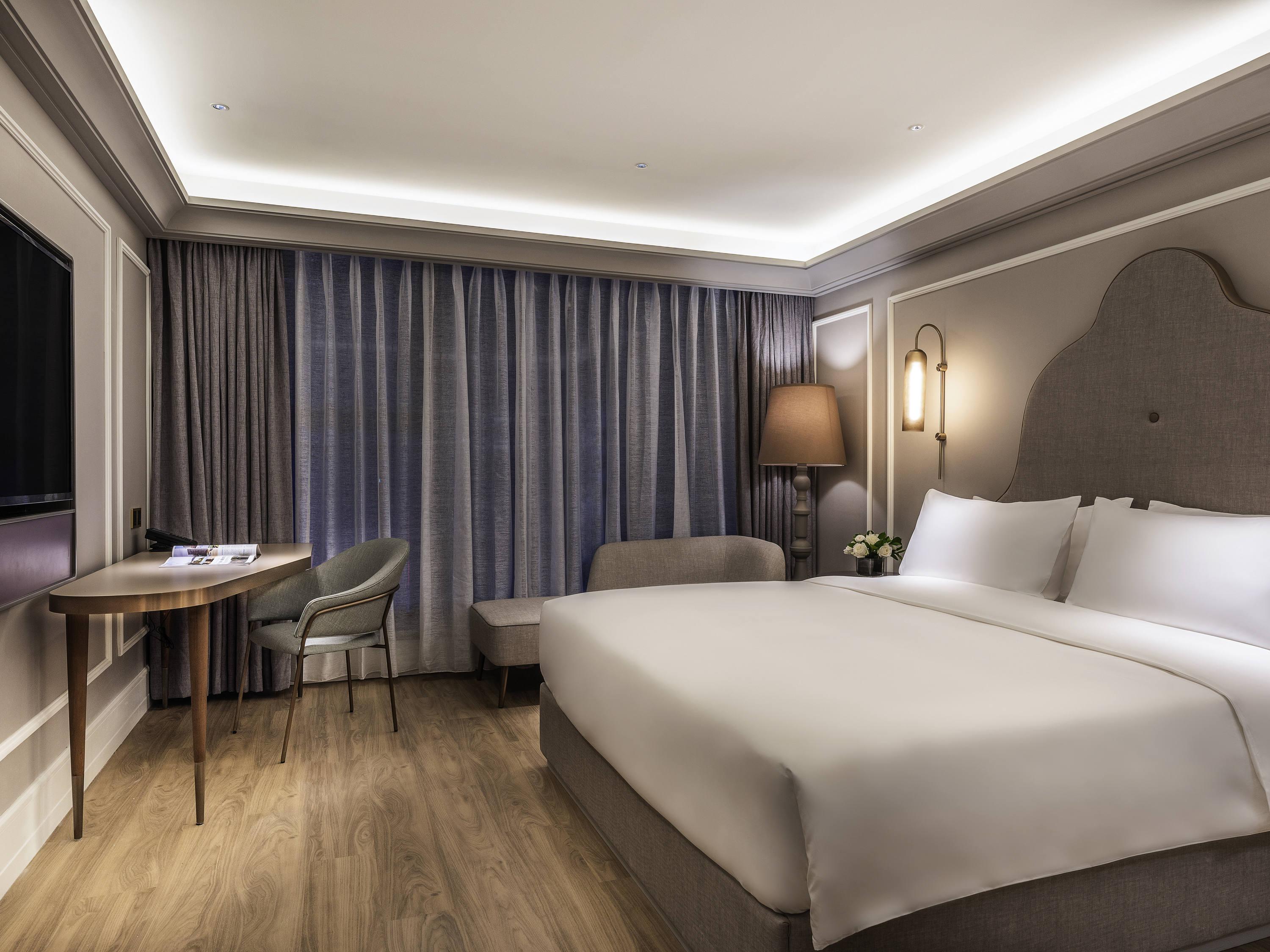 MERCURE CHENGDU CHUNXI HOTEL